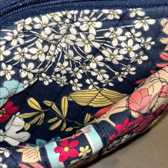 Vera Bradley Happy Snails Clare Crossbody Bag - Picture 5 of 7